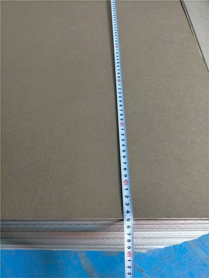 0.5mm-3mm Ultra Thin Fiberboard HDF Board High Density Fibreboard