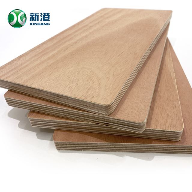 1220*2440mm High Quality E1 Pine Furniture Commercial Plywood Pine CDX Marine Construction Plywood Sheet