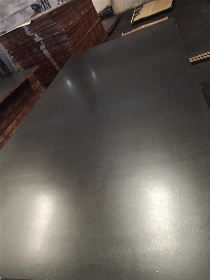 18 MM Marine Plywood For Concrete Factory Price