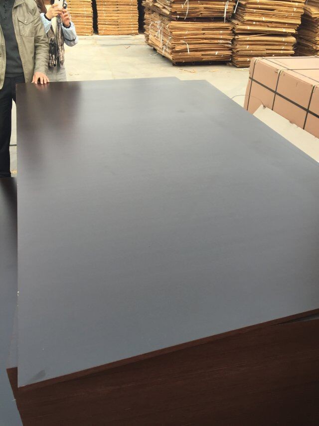 4'x8'x18 Film Faced Plywood Poplar Core WBP Glue