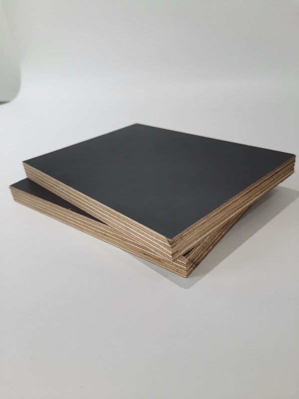 F17 18mm Film Faced Plywood