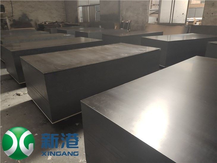 FILM FACED PLYWOOD MARINE PLYWOOD F22 AUSTRIA