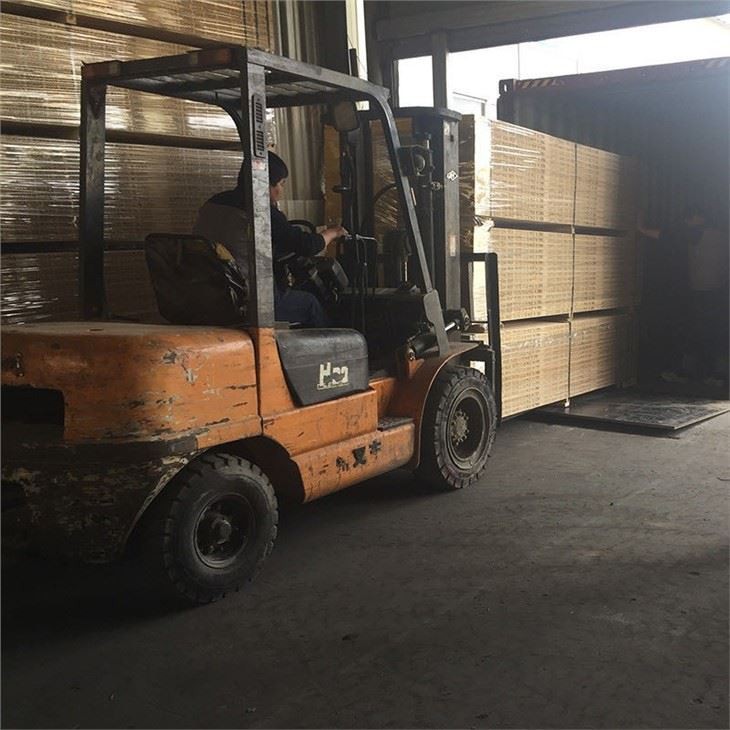 High Quality LVL Lumbe LVL Lumber For Roof Construction Wooden Pine Poplar LVL Timber