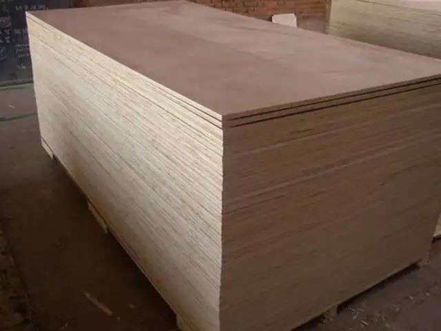 Lowest Price Top Grade Plywood/6/9/12/15/18 mm Commercial Plywood