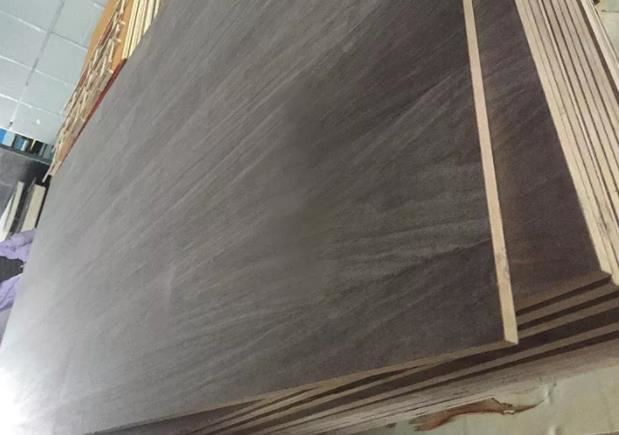 Natural Or Engineered Oak, Walnut, Cherry Veneered MDF Manufacturer