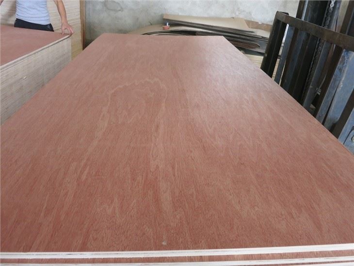 OKUME FACE/BACK COMMERCIAL PLYWOOD POPLAR CORE