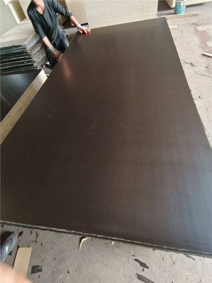 Shuttering Plywood Phenolic Wbp Glue 15mm