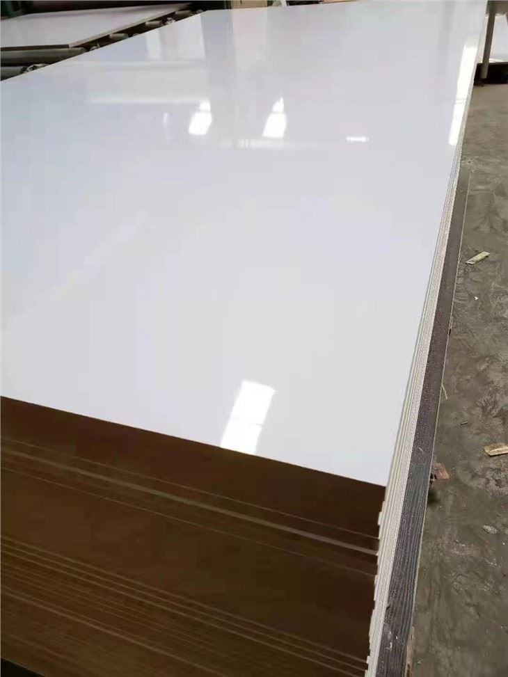 Titanium White Laminated Melamine MDF Board
