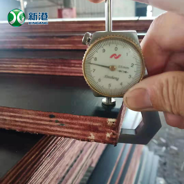 18 mm Construction Shuttering Board Phenolic Plywoods Black Concrete Formwork Film Faced Plywood