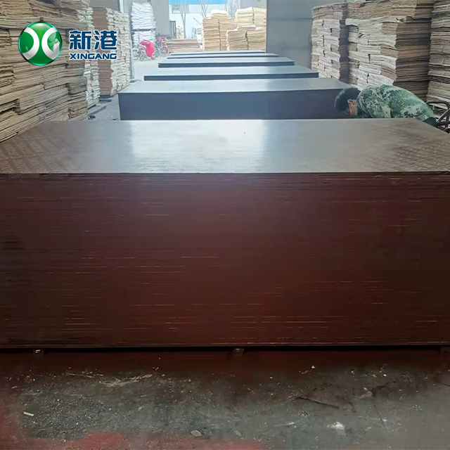 Factory Prices Full Eucalyptus Plywood Sheet 4'x8'x18mm Construction Poplar Plywood